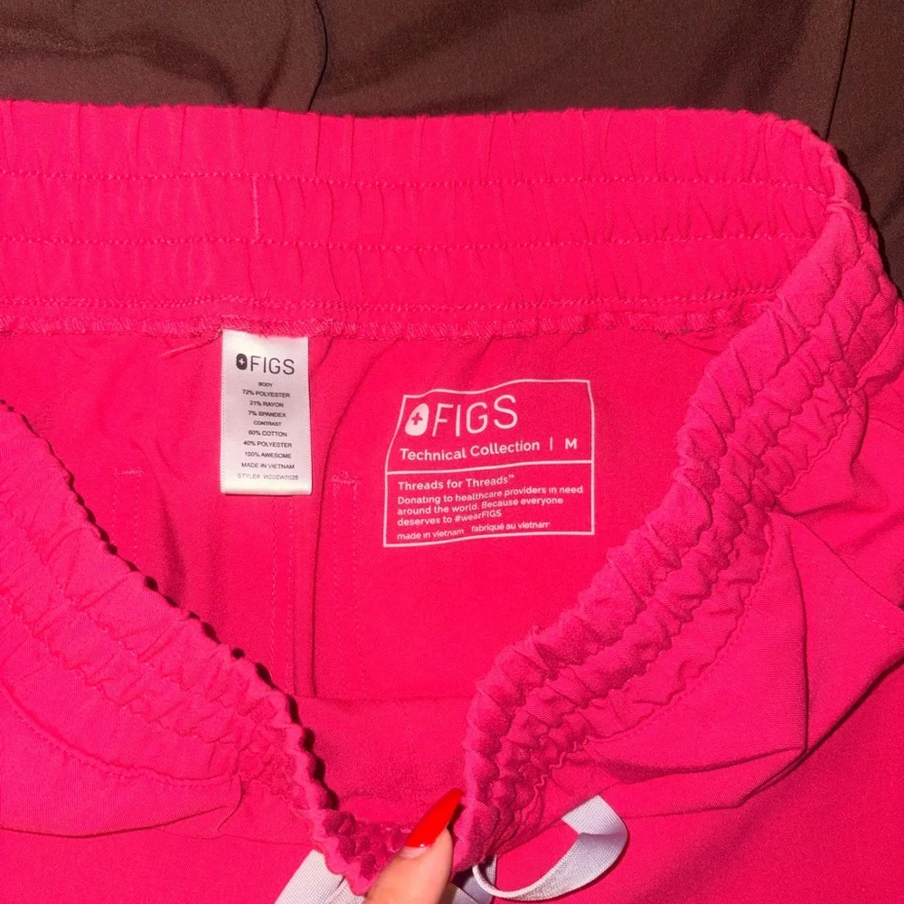Figs Hot Pink high waisted Jogger Scrub Pants - Picture 2 of 2